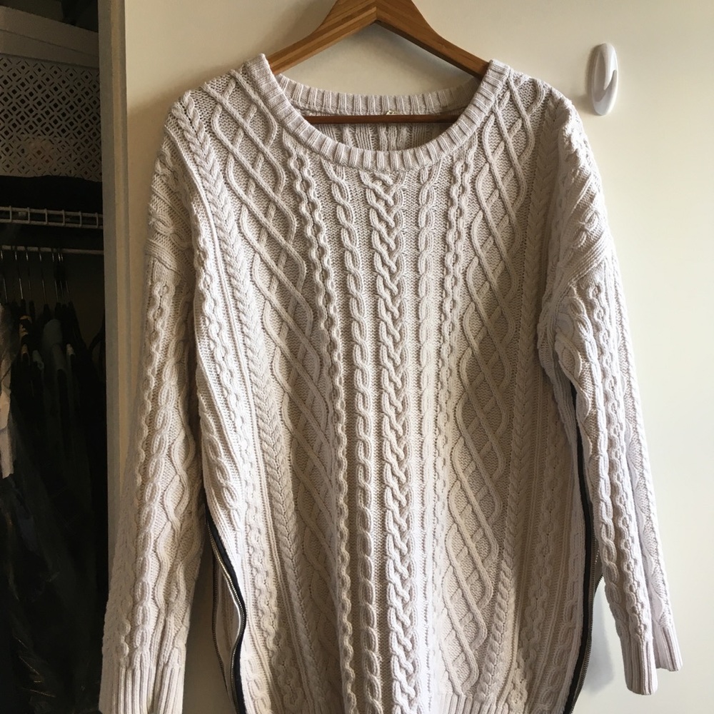 Margaret O’Leary Side Zip Tunic Sweater in Cream - Picture 3 of 7